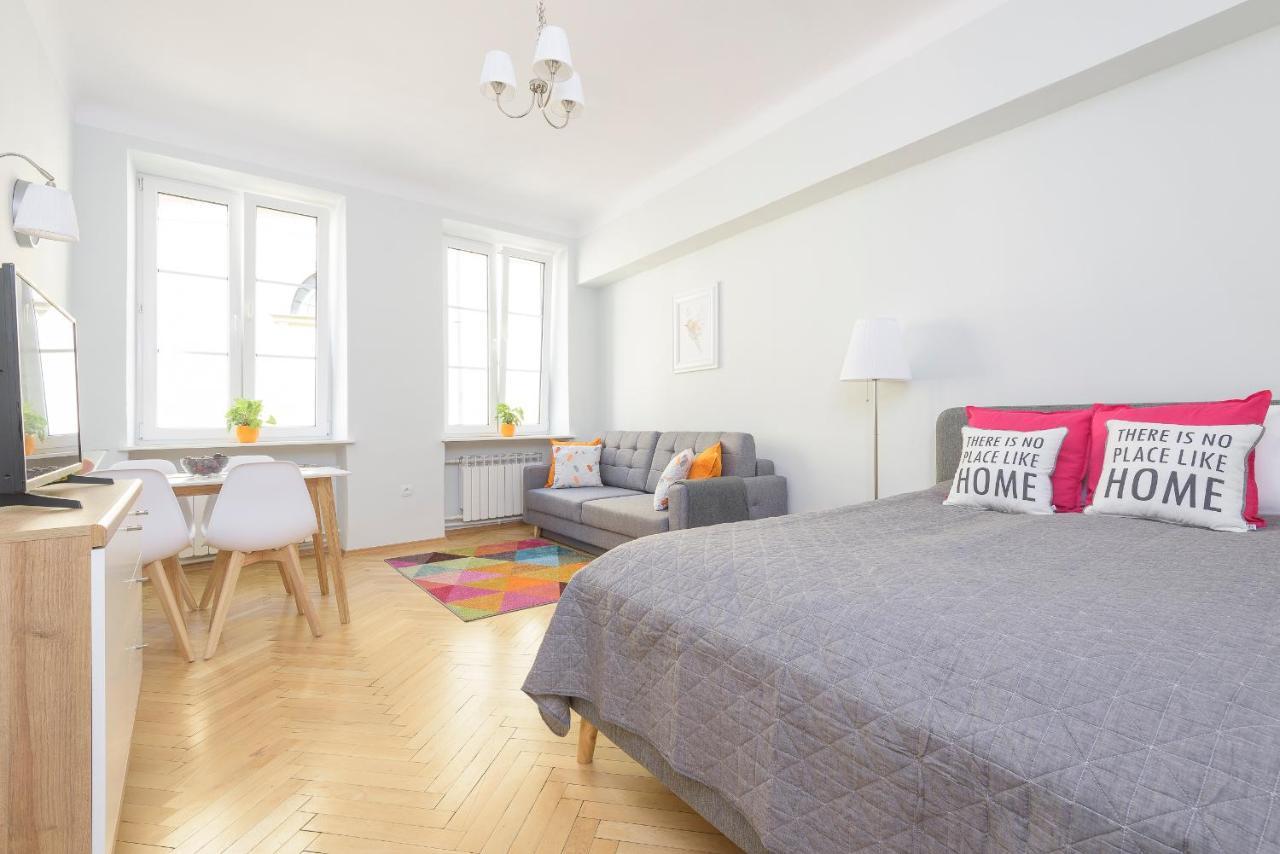 Bright And Modern Apartment In The Heart Of The Old And New Town Varsóvia Exterior foto